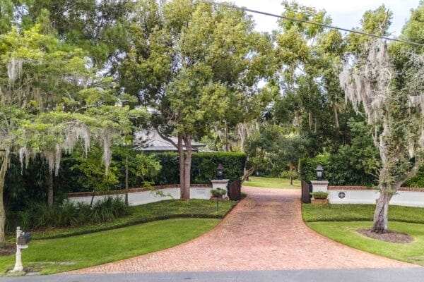 Devine Residence landscape project